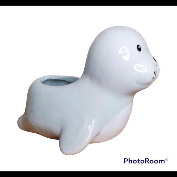 🦭 CERAMIC SEAL FLOWER PLANTER 🦭 - Picture 3 of 5